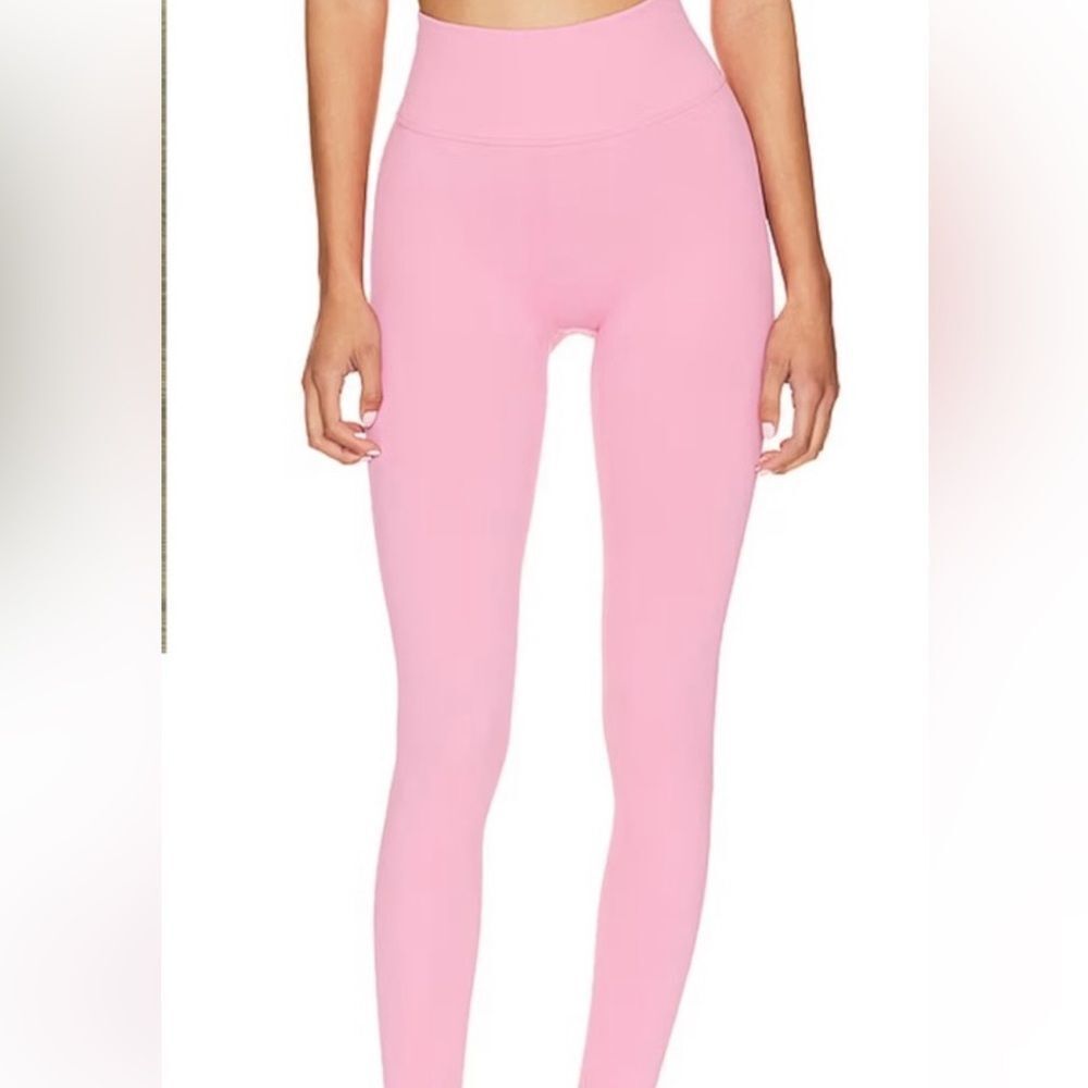 Wellbeing + Beingwell Valle Leggings
